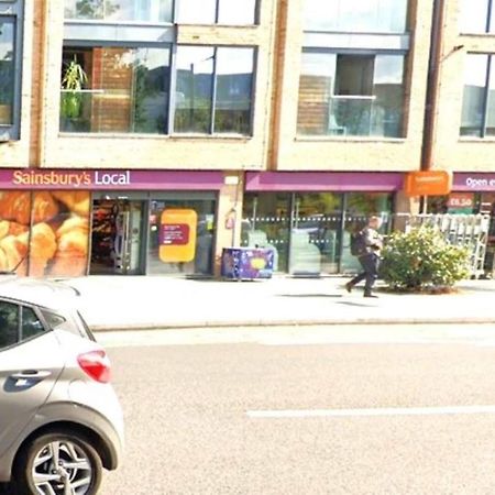 Stylish Apartment At Carlton Grove ロンドン エクステリア 写真
