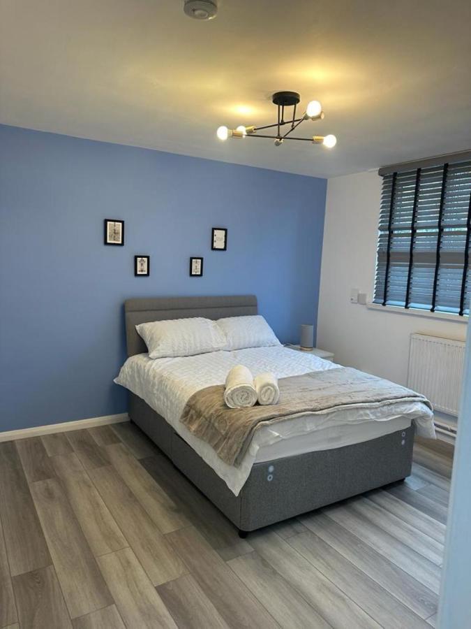 Stylish Apartment At Carlton Grove ロンドン エクステリア 写真